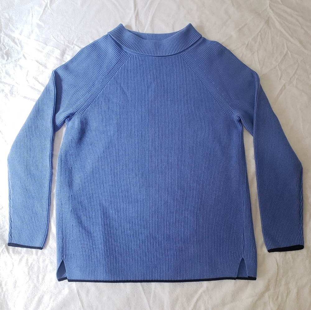 NWT Blue ribbed sweater with folded collar